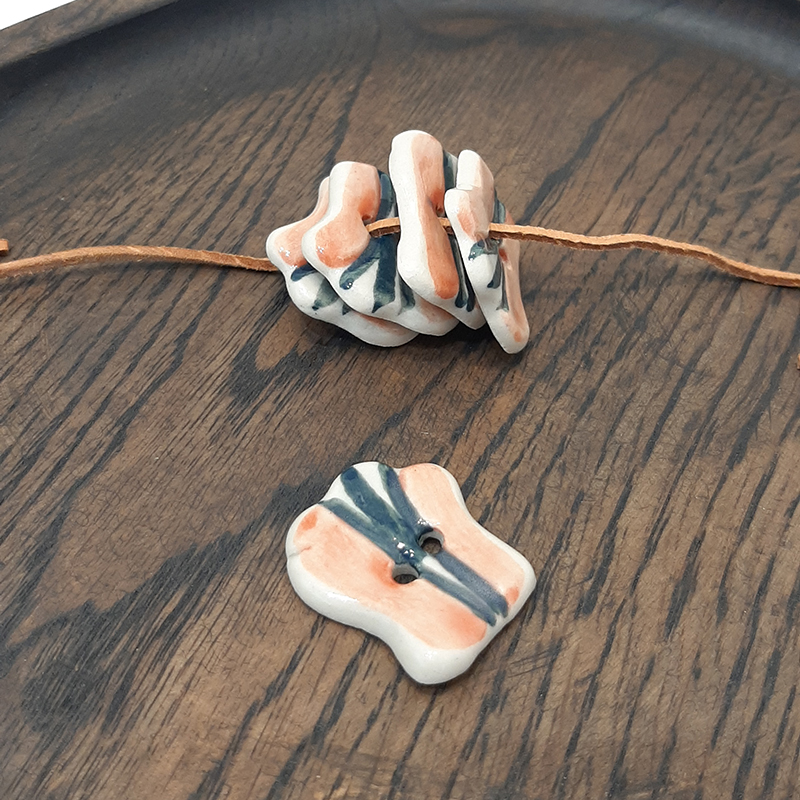 Bt-1 пуговица "амёба"