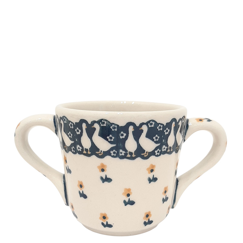 кружка с двумя ручками