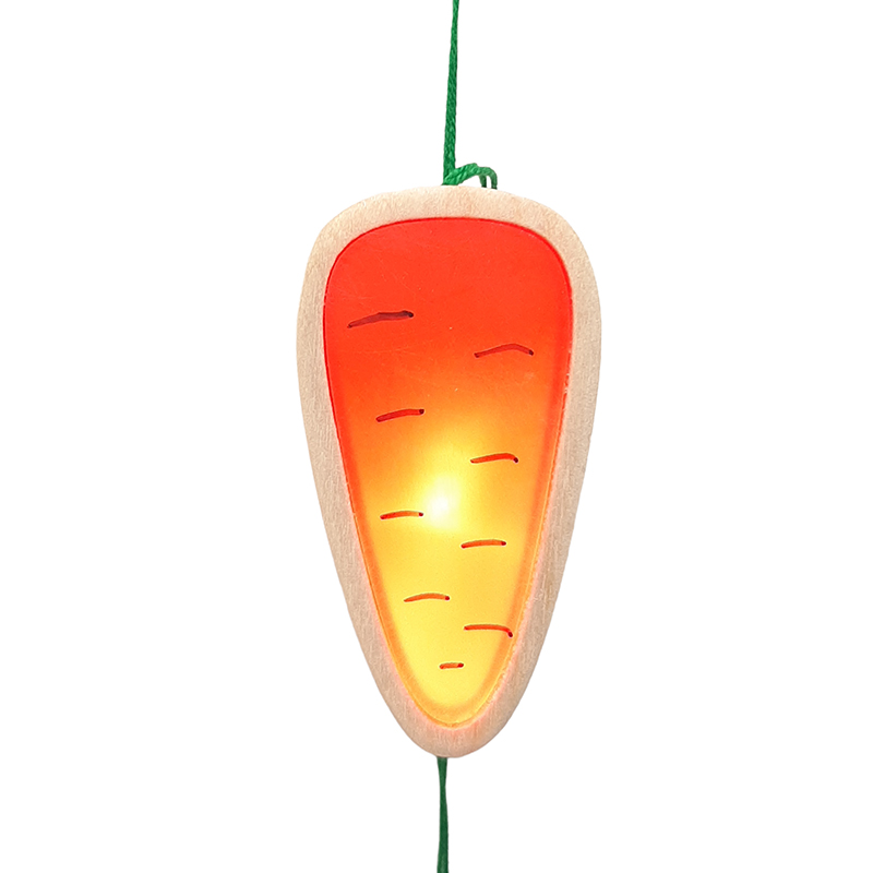 новогодняя игрушка-фонарик морковка